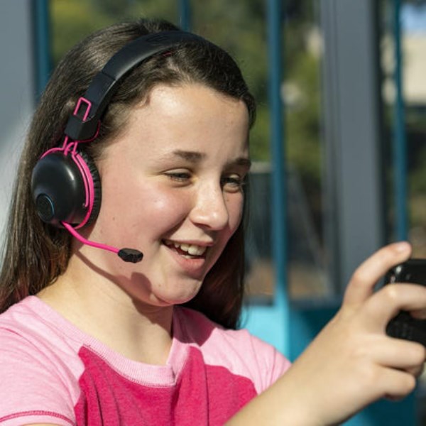 Jlab Jbuddies Play Gaming - Wireless Headset Kids Headphones Pink | fOeWsQmwCNe